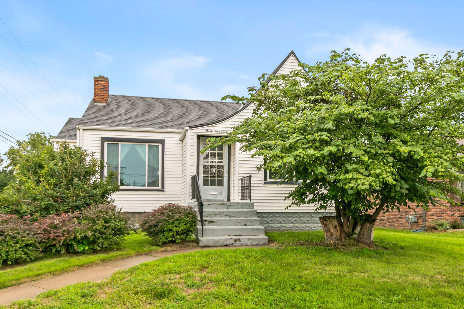 Property Photo:  3460 8th  Avenue  IA 51501 