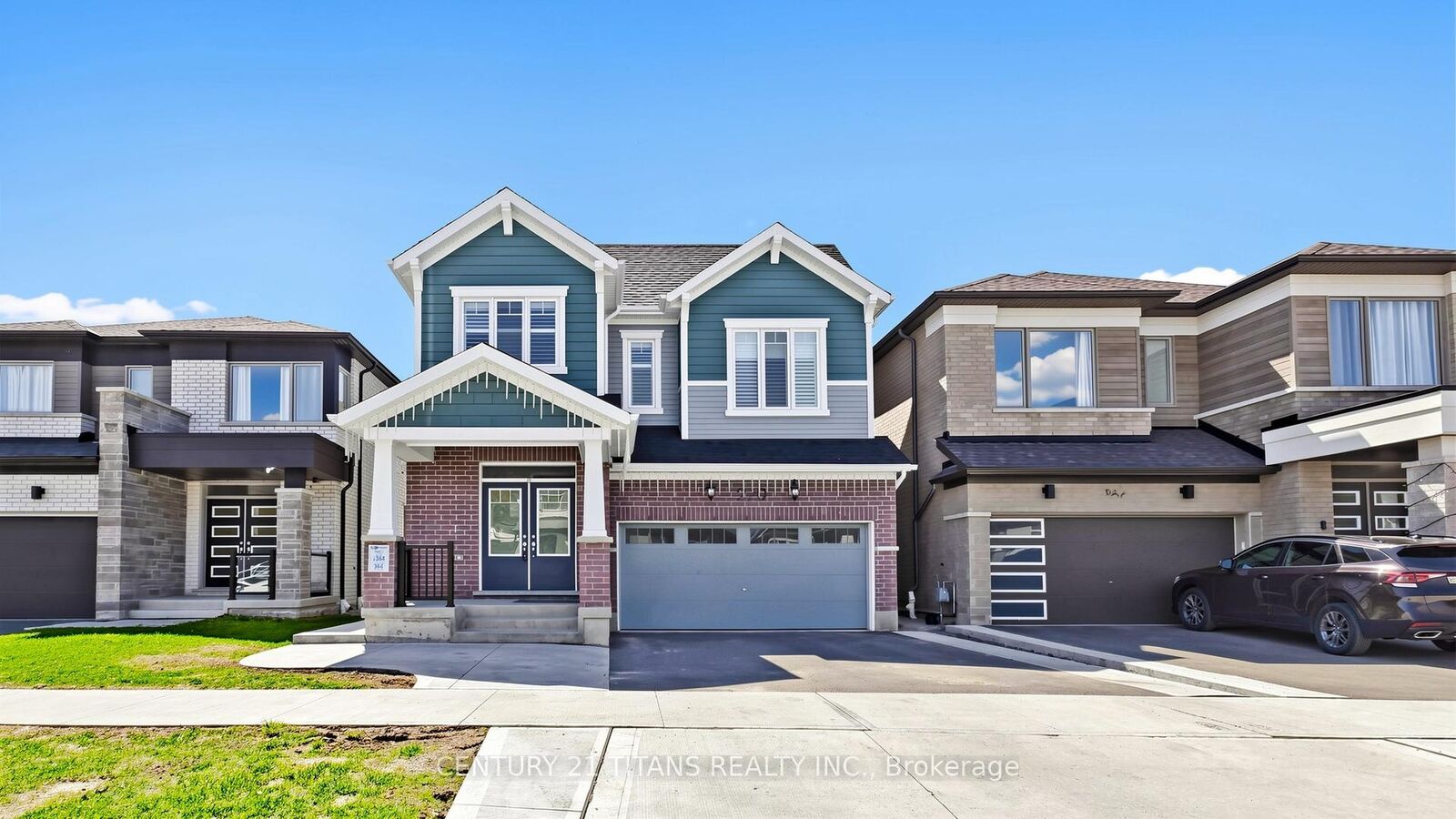 Property Photo: 270 Forestwalk Street Lower ON N2E 3Y2