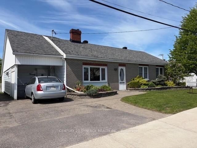 Property Photo:  20 Condie Street  ON K7A 2S8 