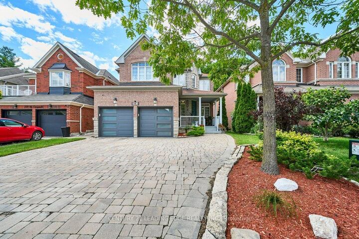 Property Photo:  382 Via Campanile N/A  ON L4H 0N6 