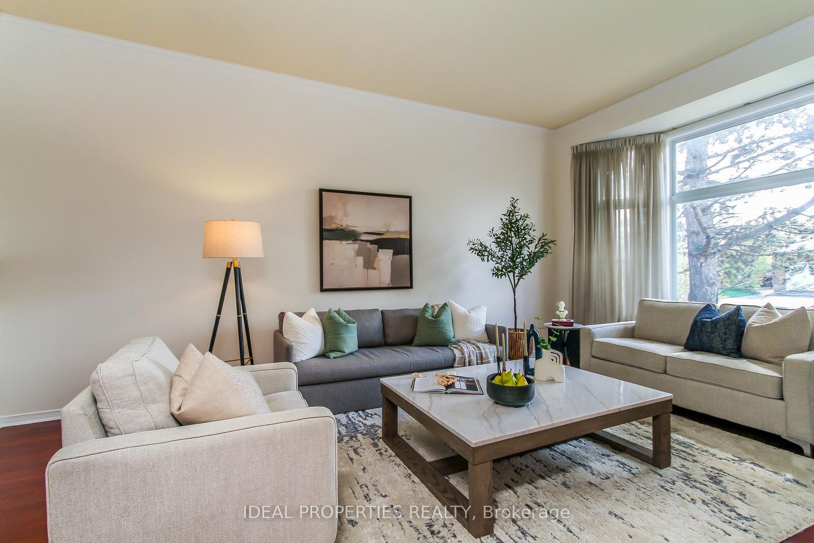 Property Photo:  39 Huntings End Avenue  ON K2M 1R2 