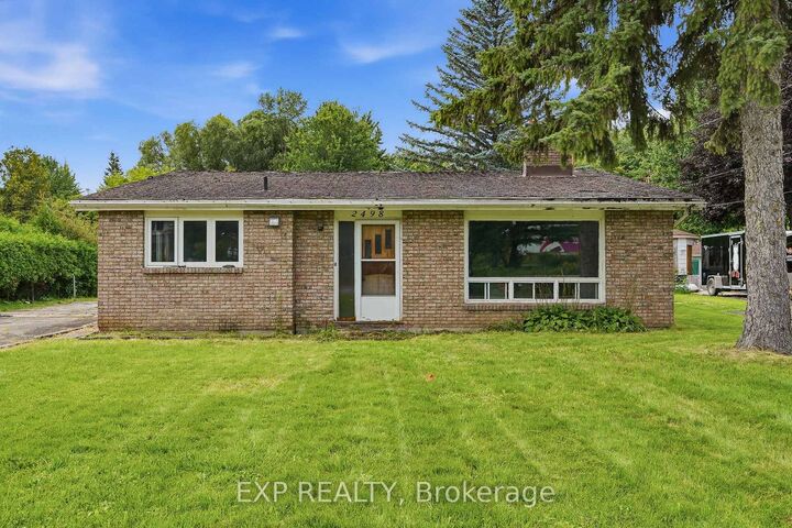 Property Photo: 2498 Mer Bleue Road ON K4B 1H9
