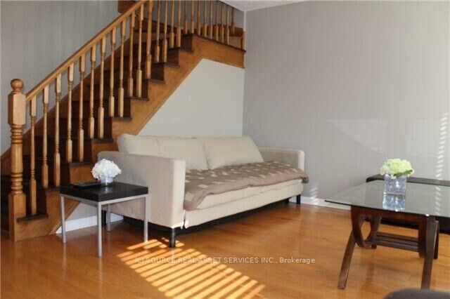 Property Photo:  192 Owlridge Drive Upper  ON L6X 0M8 