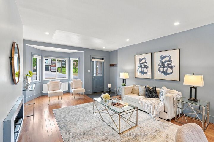 Property Photo:  671 Scarlett Road  ON M9P 2T2 
