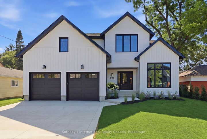 222 Oak Street — photo 1