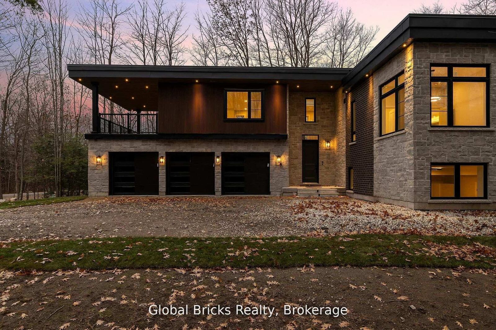 Property Photo: 17 Staglir Drive ON L9M 0H2