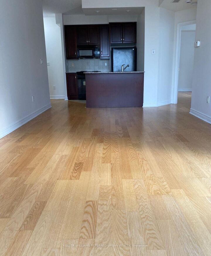 Property Photo: 100 Hayden Street 1801 ON M4Y 3C7
