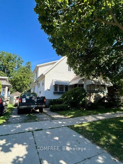 Property Photo:  49 Talbot Street E  ON N0P 1A0 