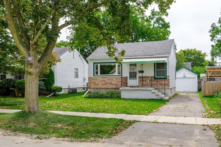 767 Duffus Street — photo 1