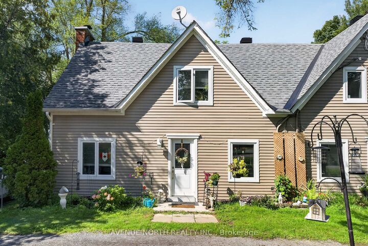 2941 Old Montreal Road — photo 1