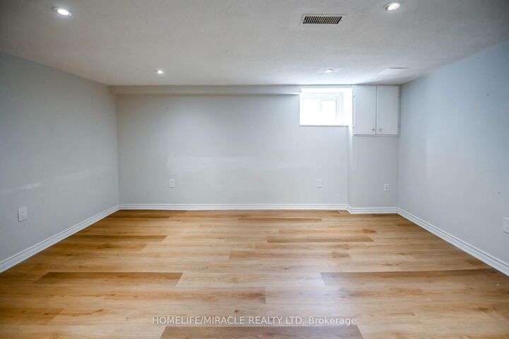 Property Photo:  4428 Homewood Avenue Basement  ON L2E 4X5 