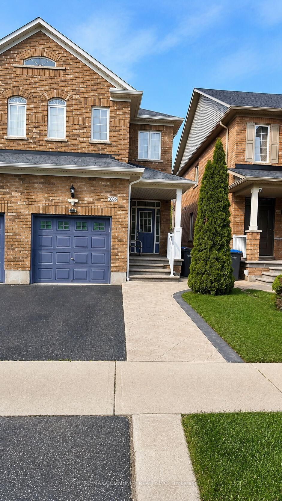 Property Photo:  3336 Stoney Crescent  ON L5M 0N6 