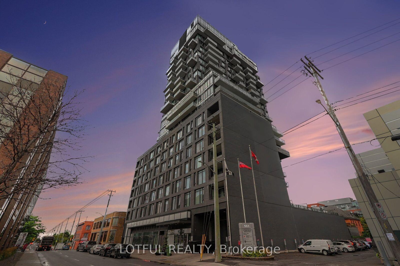 Property Photo: 203 Catherine Street 1309 ON K2P 1J5