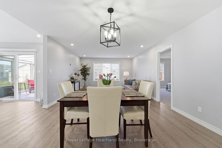 Property Photo:  5 Sweetwater Drive N  ON N7A 0B9 