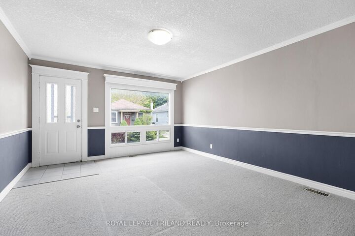 Property Photo:  35 Miles Street  ON N5Y 2T7 