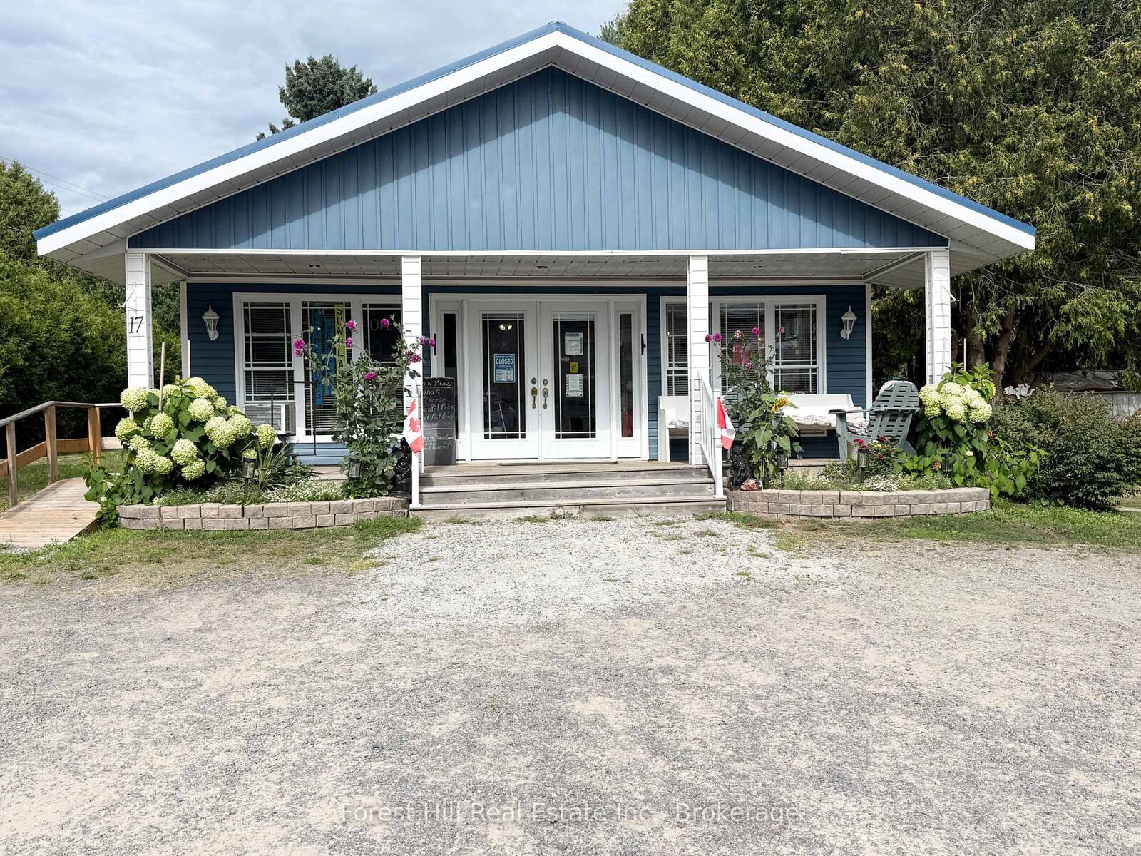Property Photo: 17 Davis Drive ON P0H 1Y0