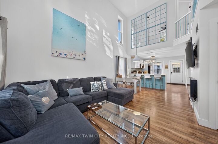 Property Photo: 10 Queens Avenue ON N0M 1T0