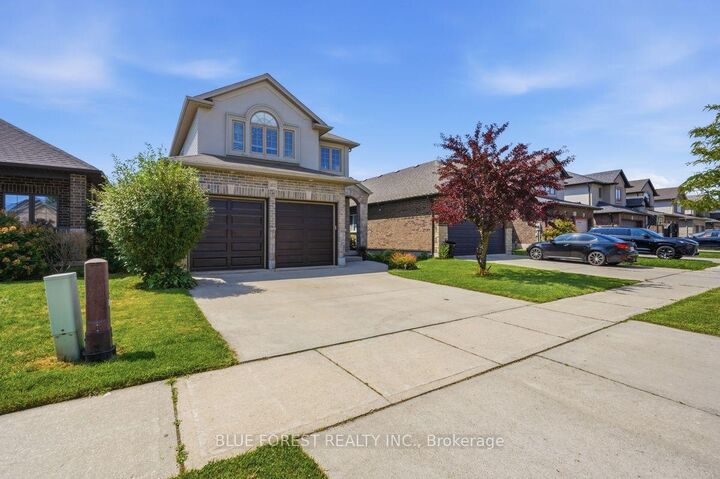 Property Photo: 1832 Cherrywood Trail ON N6H 0E2
