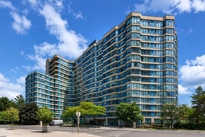 Property Photo:  250 Webb Drive 604  ON L5B 3Z4 