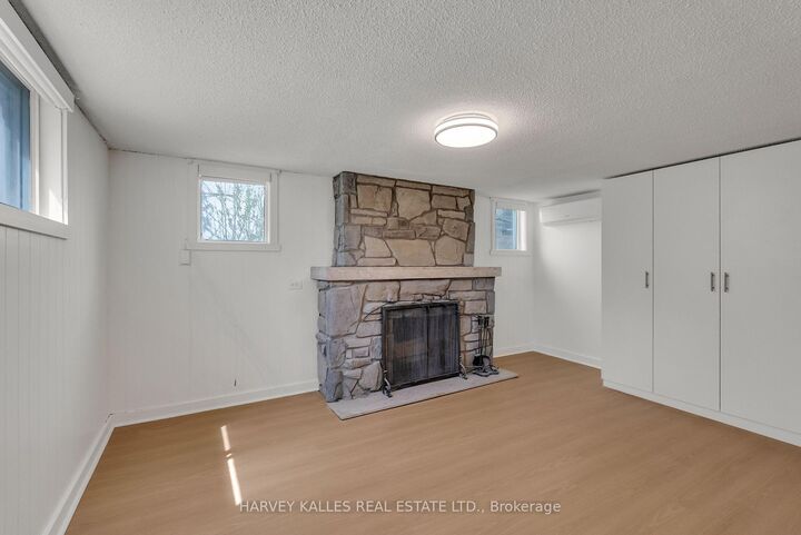 Property Photo:  106 Florence Avenue  ON M2N 1G3 