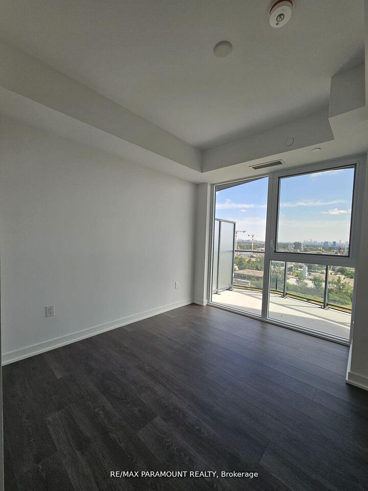 Property Photo: 36 Zorra Street 1008 ON M8Z 4Z7