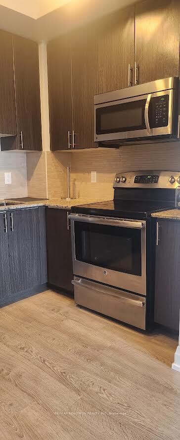 Property Photo:  7171 Yonge Street  ON L3T 0C5 