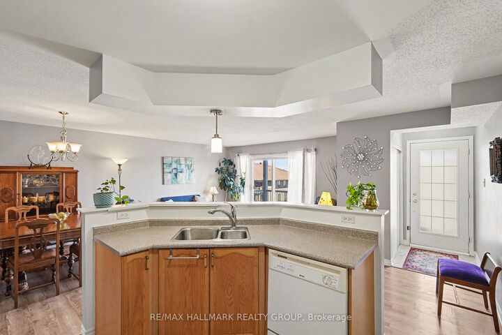 Property Photo:  3275 St Joseph Boulevard 205  ON K1E 3Y3 