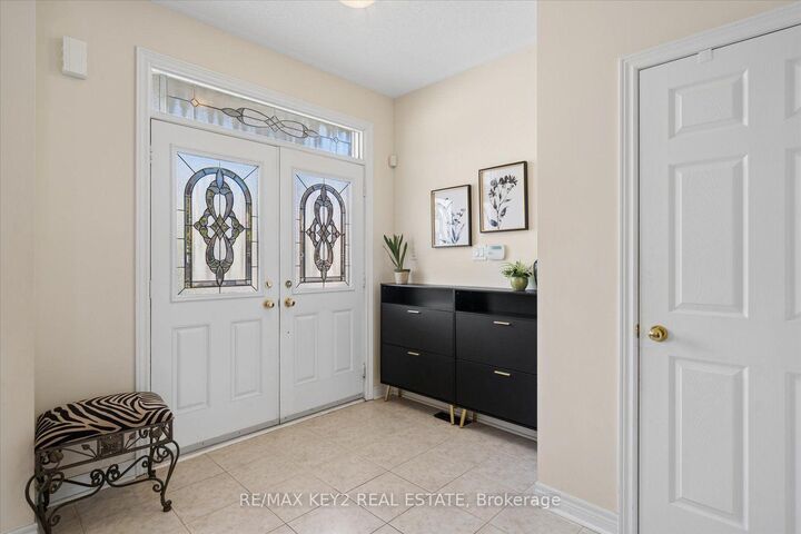 Property Photo: 110 Walter Scott Crescent ON L6C 0E9