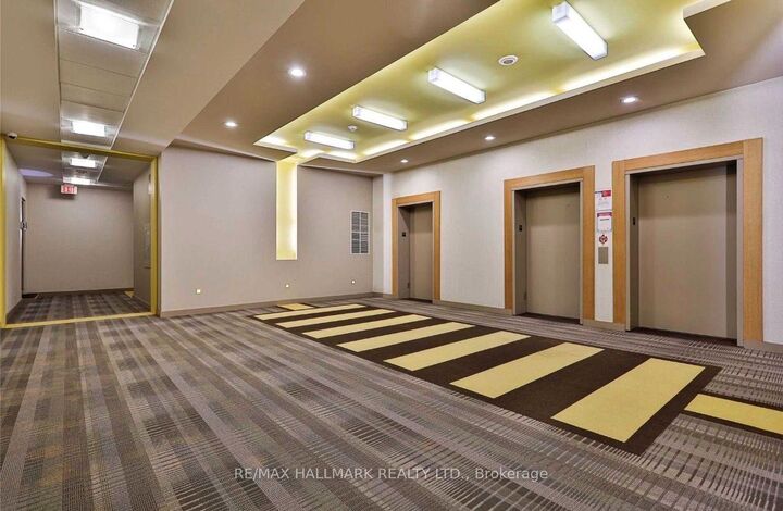 5 Hanna Avenue 108 — photo 1