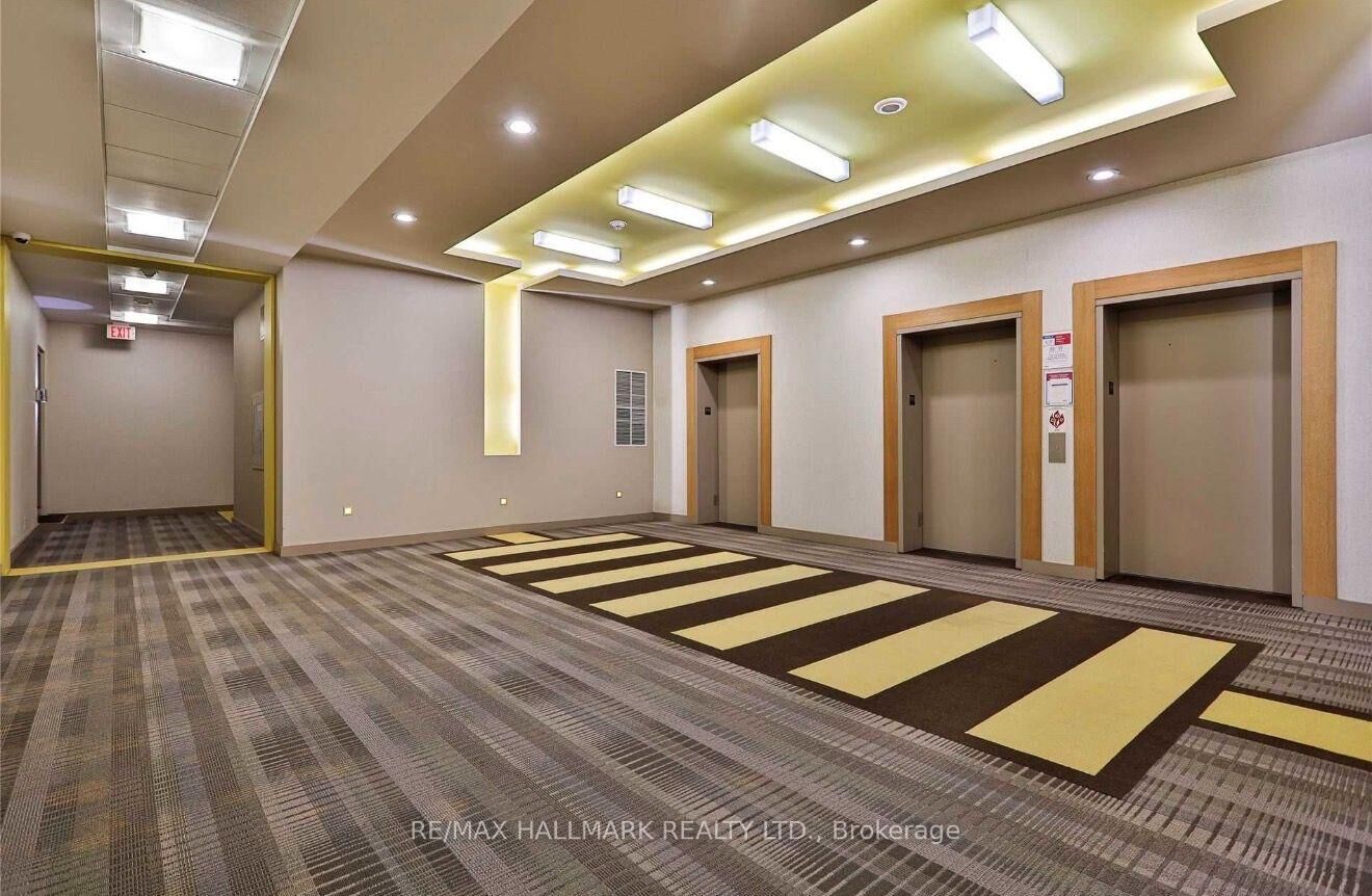 Property Photo:  5 Hanna Avenue 108  ON M6K 0B3 