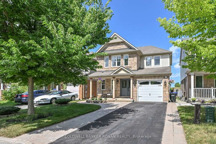 Property Photo:  20 John W Taylor Avenue  ON L9R 0B3 