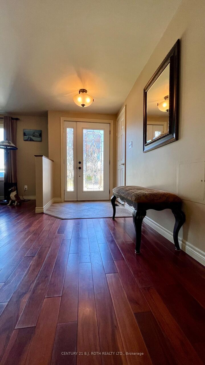 Property Photo: 31 Corner Brook Trail ON L9S 1P5