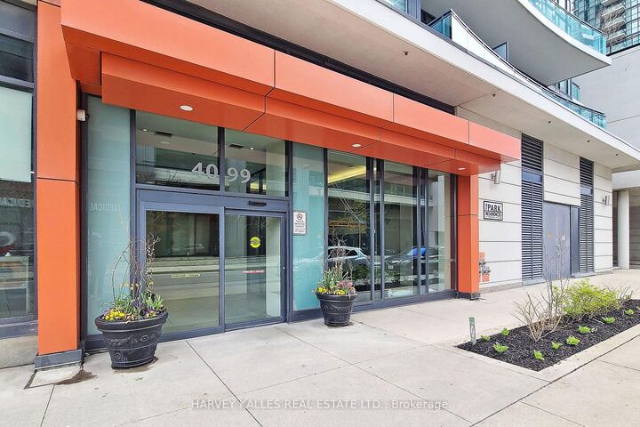 Property Photo:  4099 Brickstone Mews 505  ON L5B 0G2 
