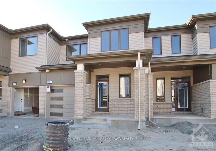 Property Photo: 236 Atima Circle ON K2J 6T3