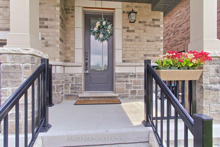 Property Photo:  2109 Wilson Street  ON L9S 0N8 