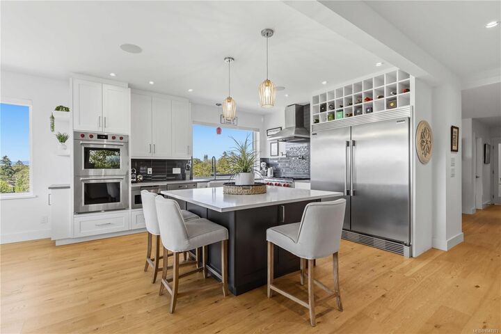 Property Photo: 3960 Cedar Hill Rd #B BC V8N 3B8