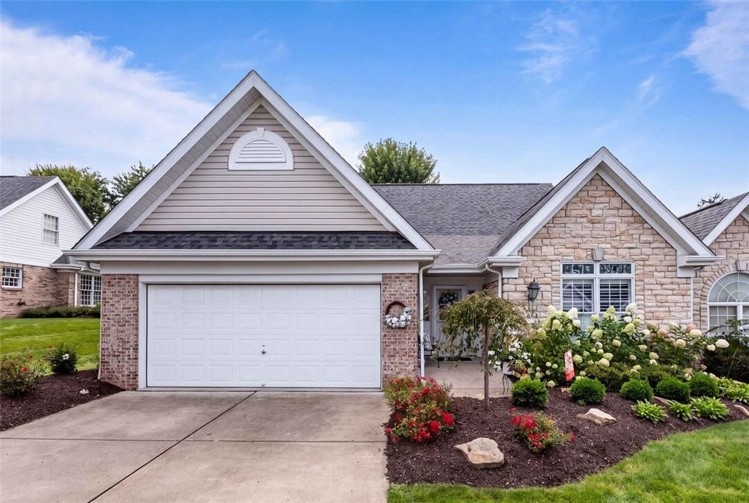 Property Photo: 1018 Saddleclub Drive PA 15317