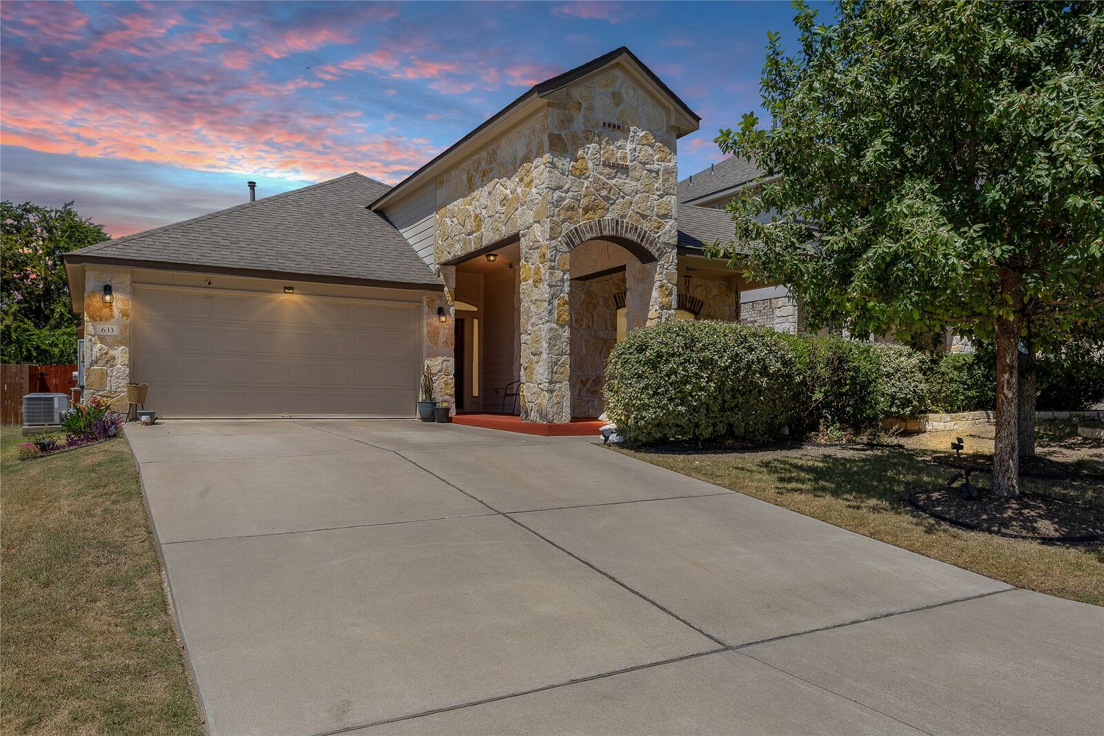 Property Photo: 633 Schefer Street TX 78641