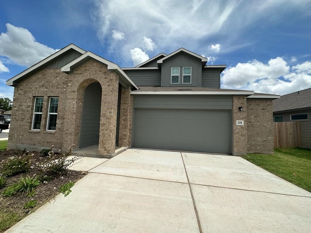 Property Photo:  220 River Rise Road  TX 78640 