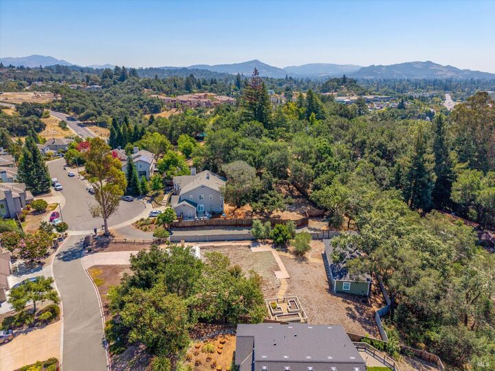Property Photo:  3389 Lake Park Court  CA 95403 