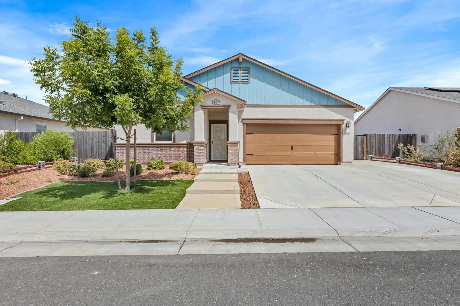 Property Photo: 2301 Redhaven Street CA 95901