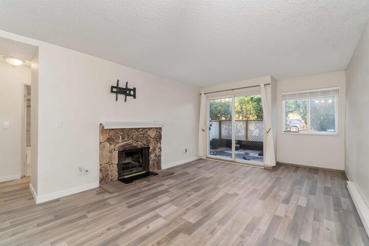 Property Photo: 555 North Road 109 BC V3J 1N8