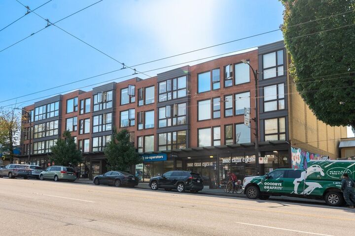 2636 E Hastings Street 206 — photo 1