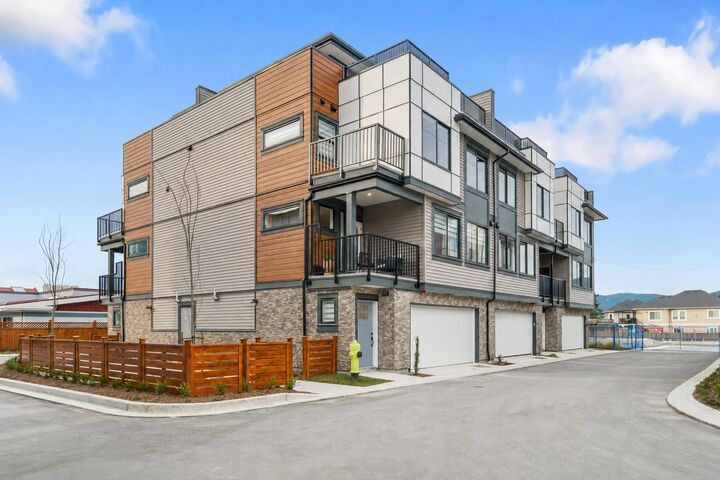 32929 Cherry Avenue 21 — photo 1