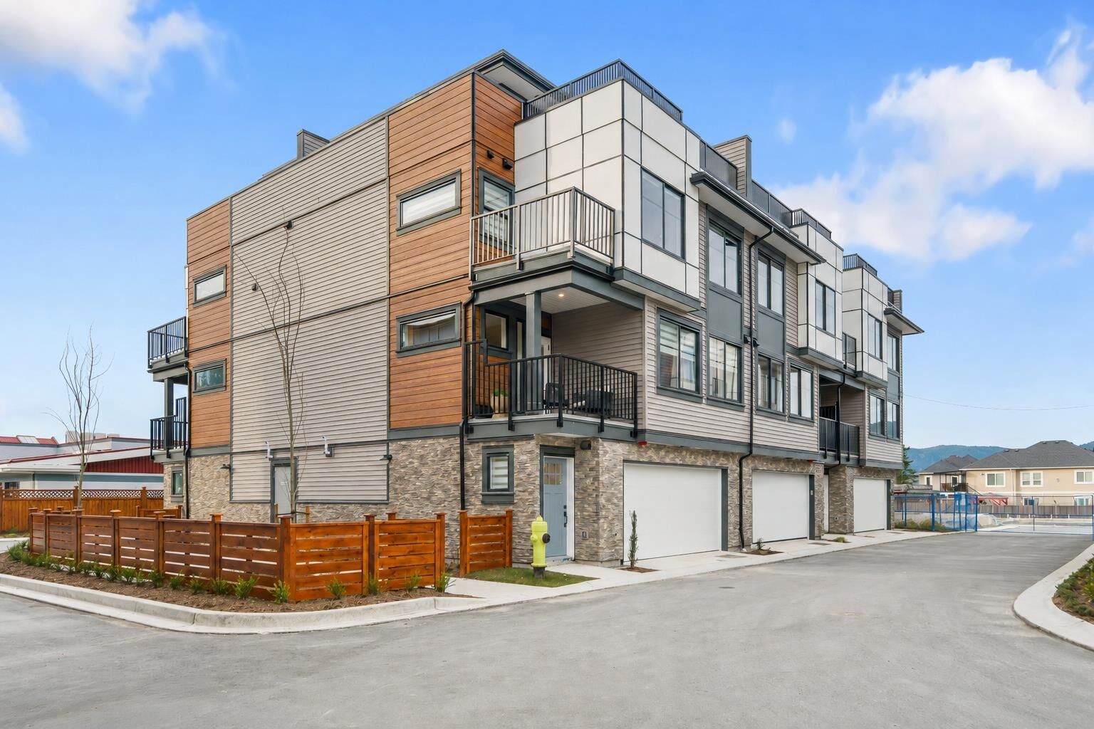 Property Photo: 32929 Cherry Avenue 21 BC V2V 2V1