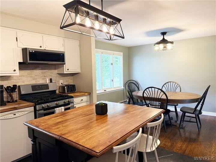 Property Photo: 7479 Sisson Highway NY 14057