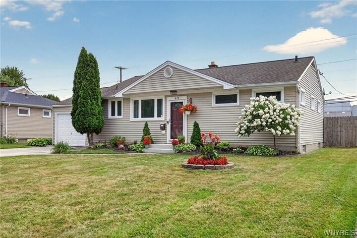 Property Photo:  63 Rosemont Drive  NY 14226 