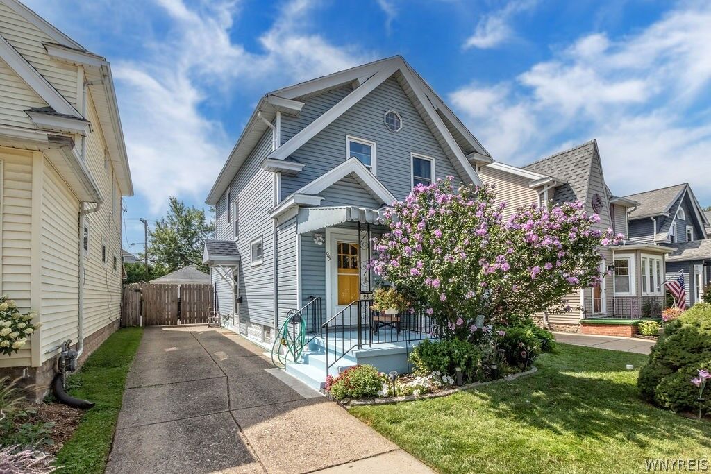 Property Photo: 95 Princeton Boulevard NY 14217