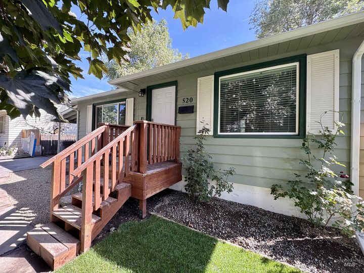 Property Photo:  520 S 3rd E  ID 83647 