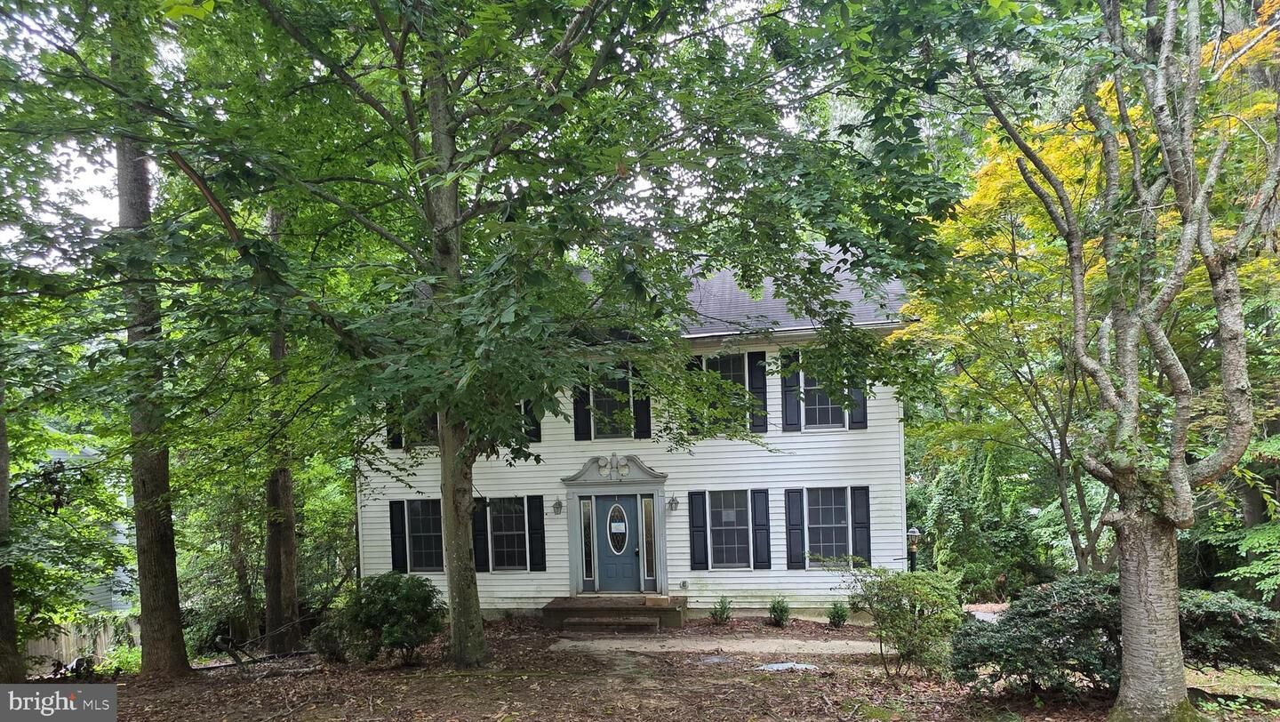 Property Photo:  5825 Magnolia Circle  MD 20685 